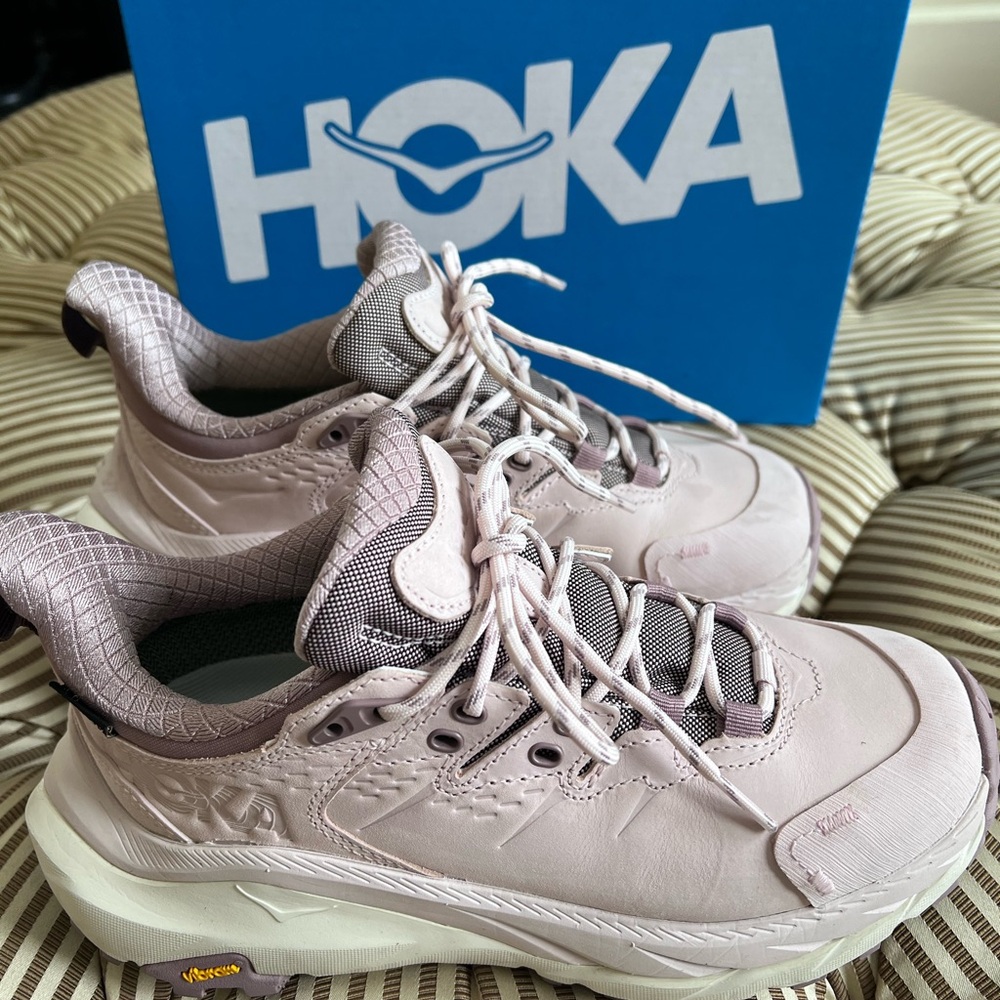 Hoka brand new kaha 2 size 5.5